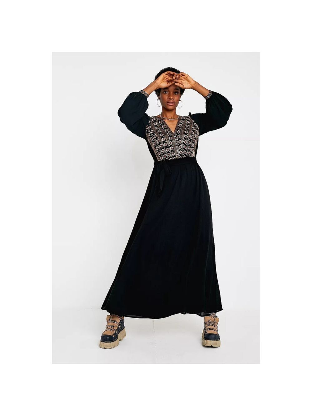 Free People Hearts Desire Embroidered Maxi Dress Black Sz XS Peasant Boho Daisy